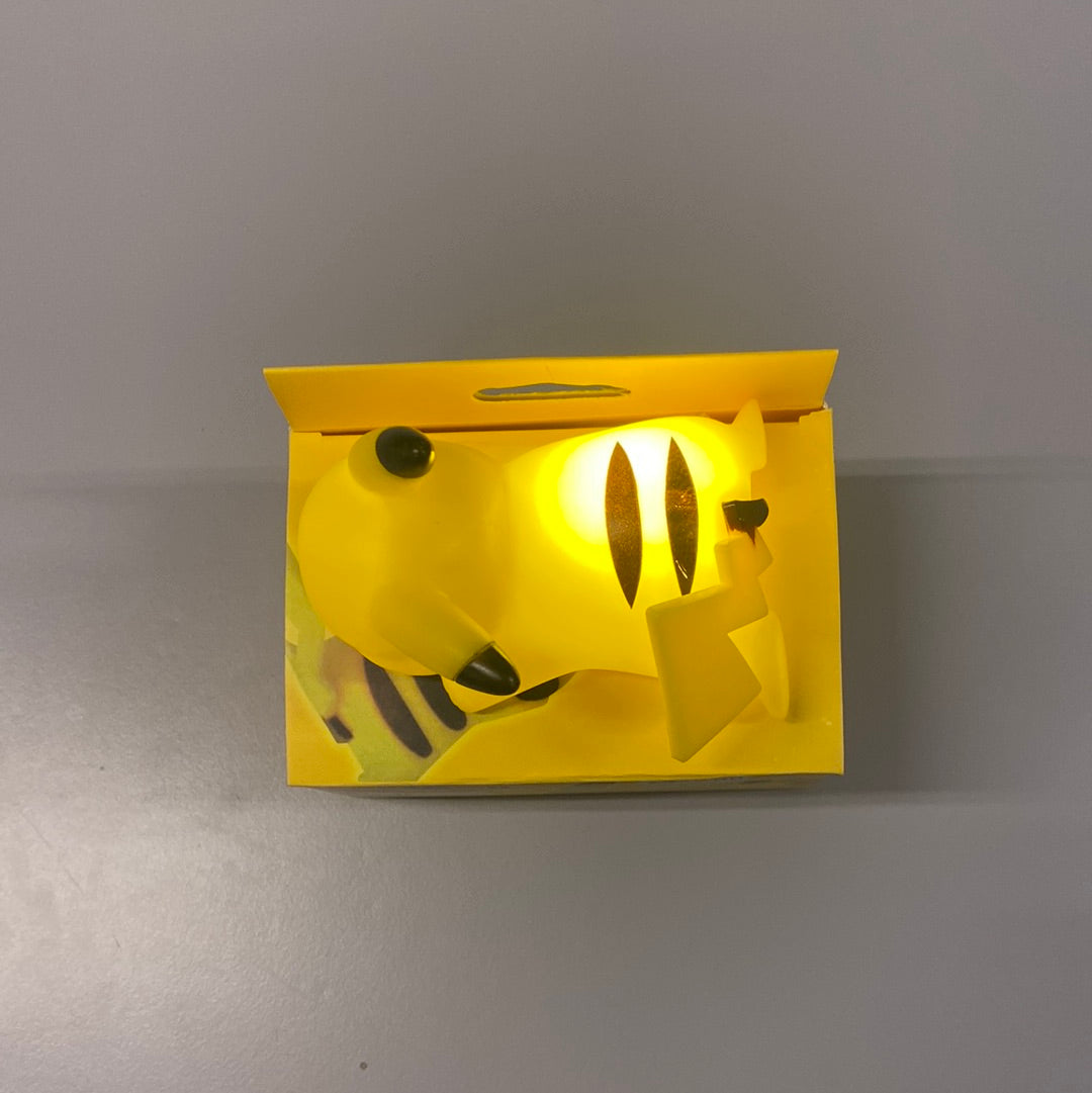 Pokemon (Pikachu Mini Mood Lamp)(Ligger på magen)