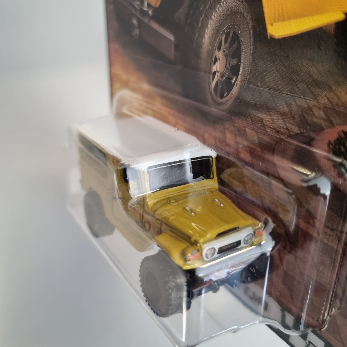Hot wheels Premium : Toyota Land Cruiser FJ43
