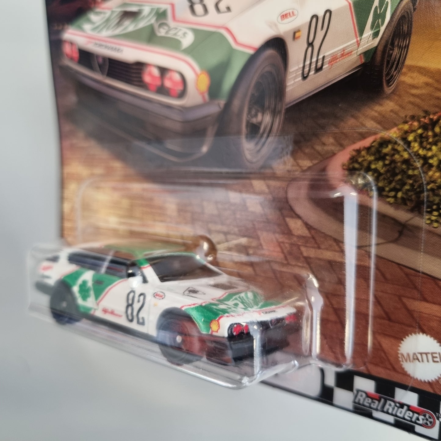 Hot wheels Premium : Alfa romeo GTV6 3.0