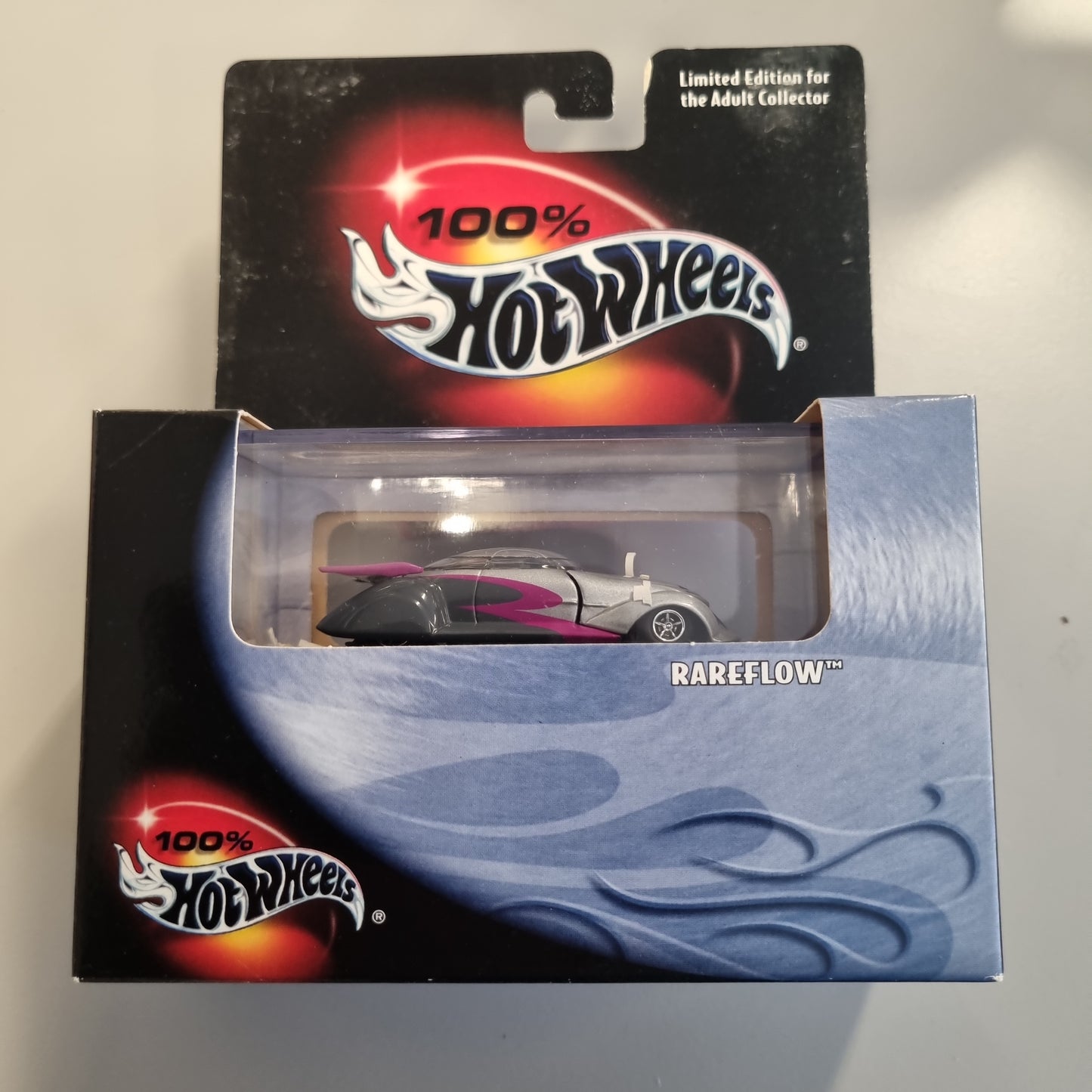 100% Hot wheels (Premium) : Rareflow m/Display case