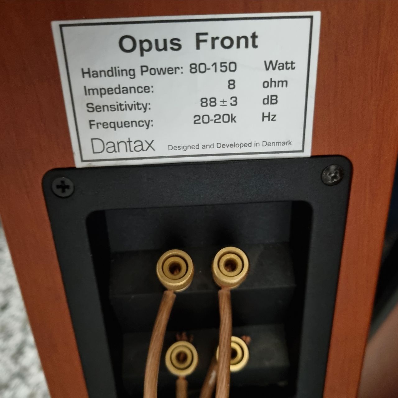 Dantax Opus front