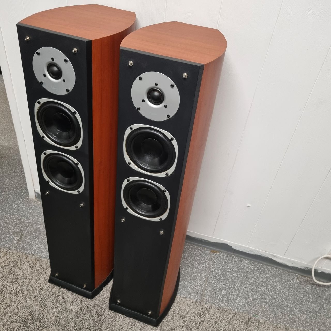 Dantax Opus front
