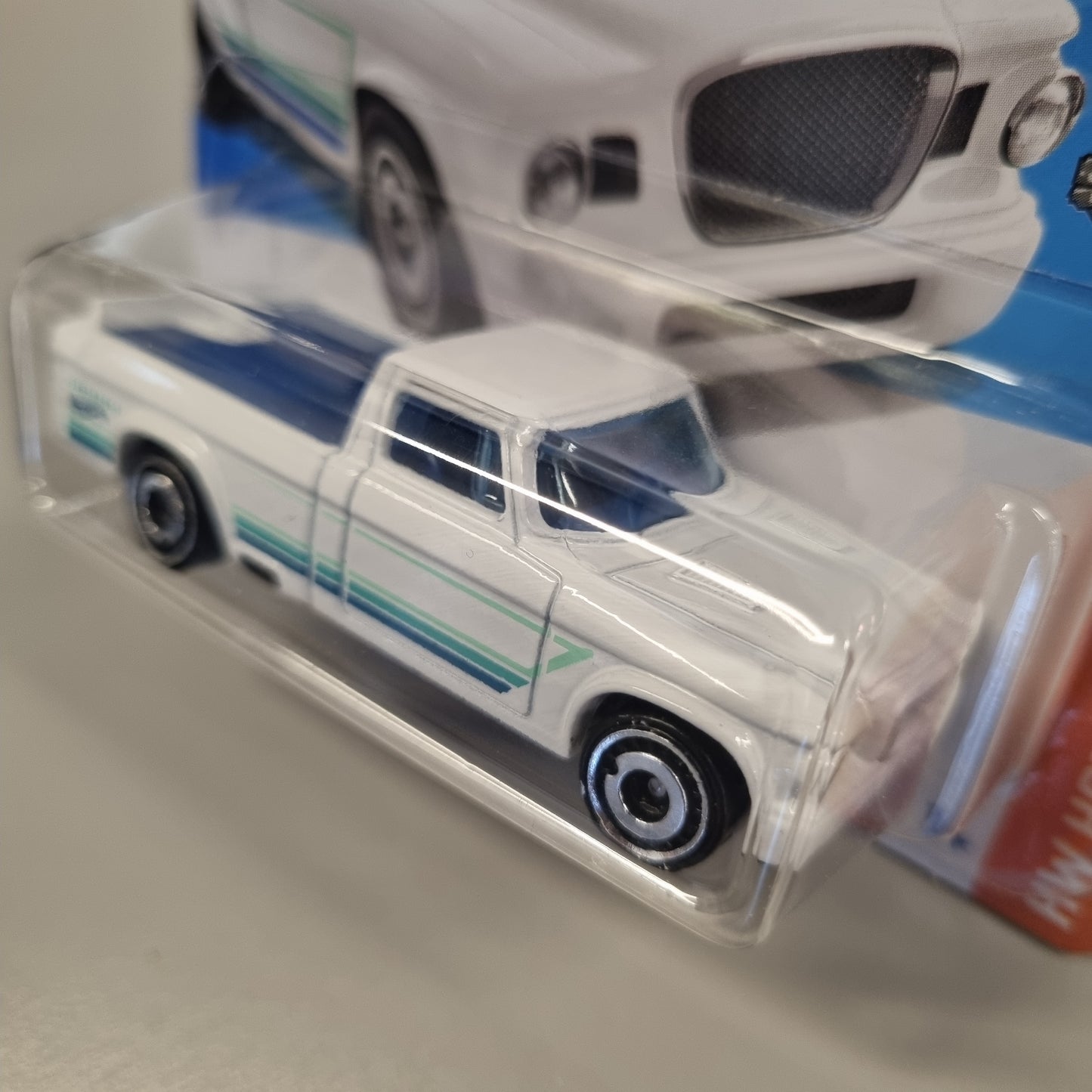 Hot wheels : '63 Studebaker Champ