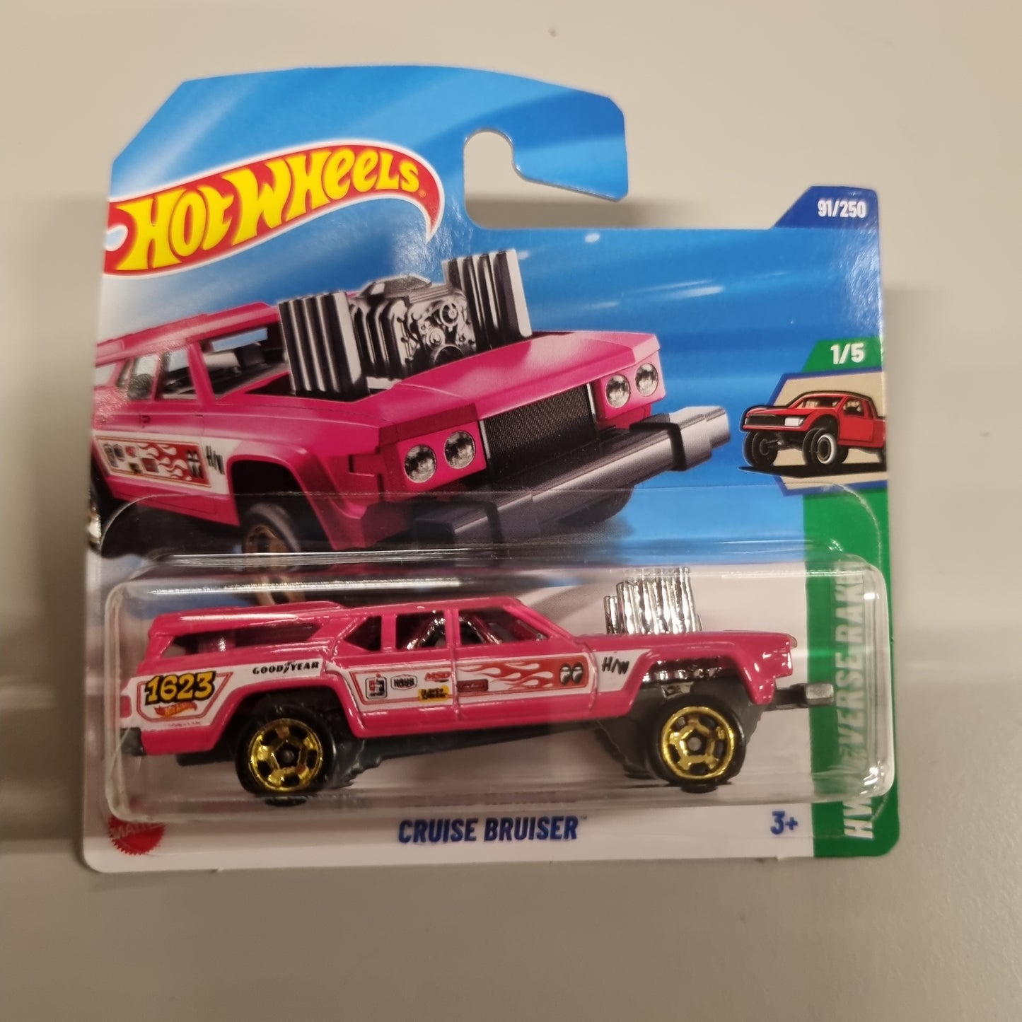 Hot wheels : Cruise Bruiser (2025)
