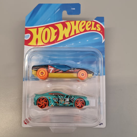 Hot wheels Twin Pack : Torque Twister + La Fasta