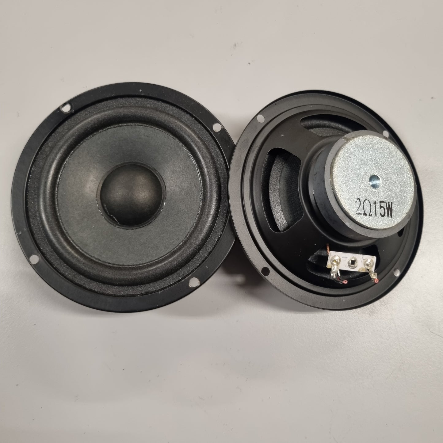 Noname 4" bassmellomtoner 2 ohm 15 watt (brukt) pris pr stk